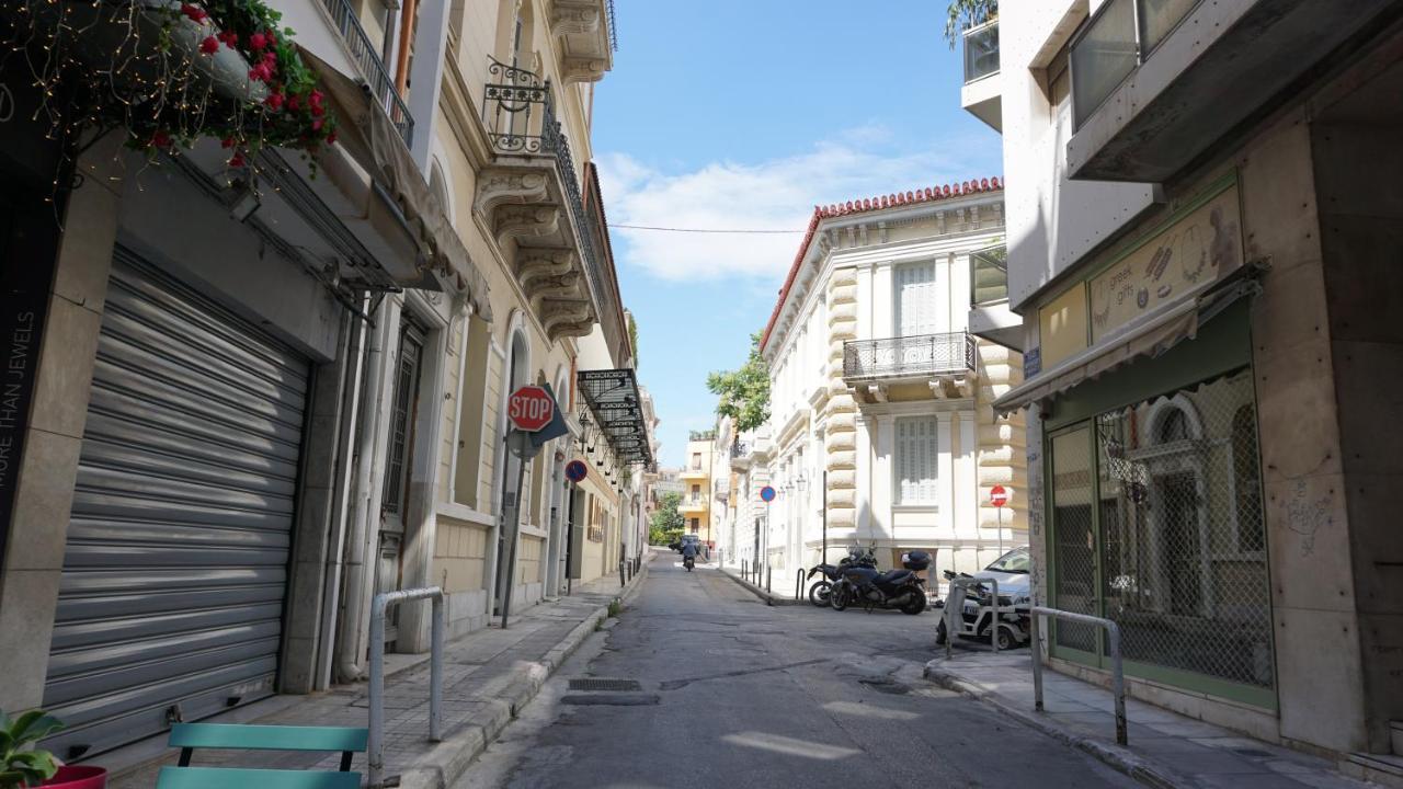 Stylish Studio Below The Acropolis Атина Екстериор снимка